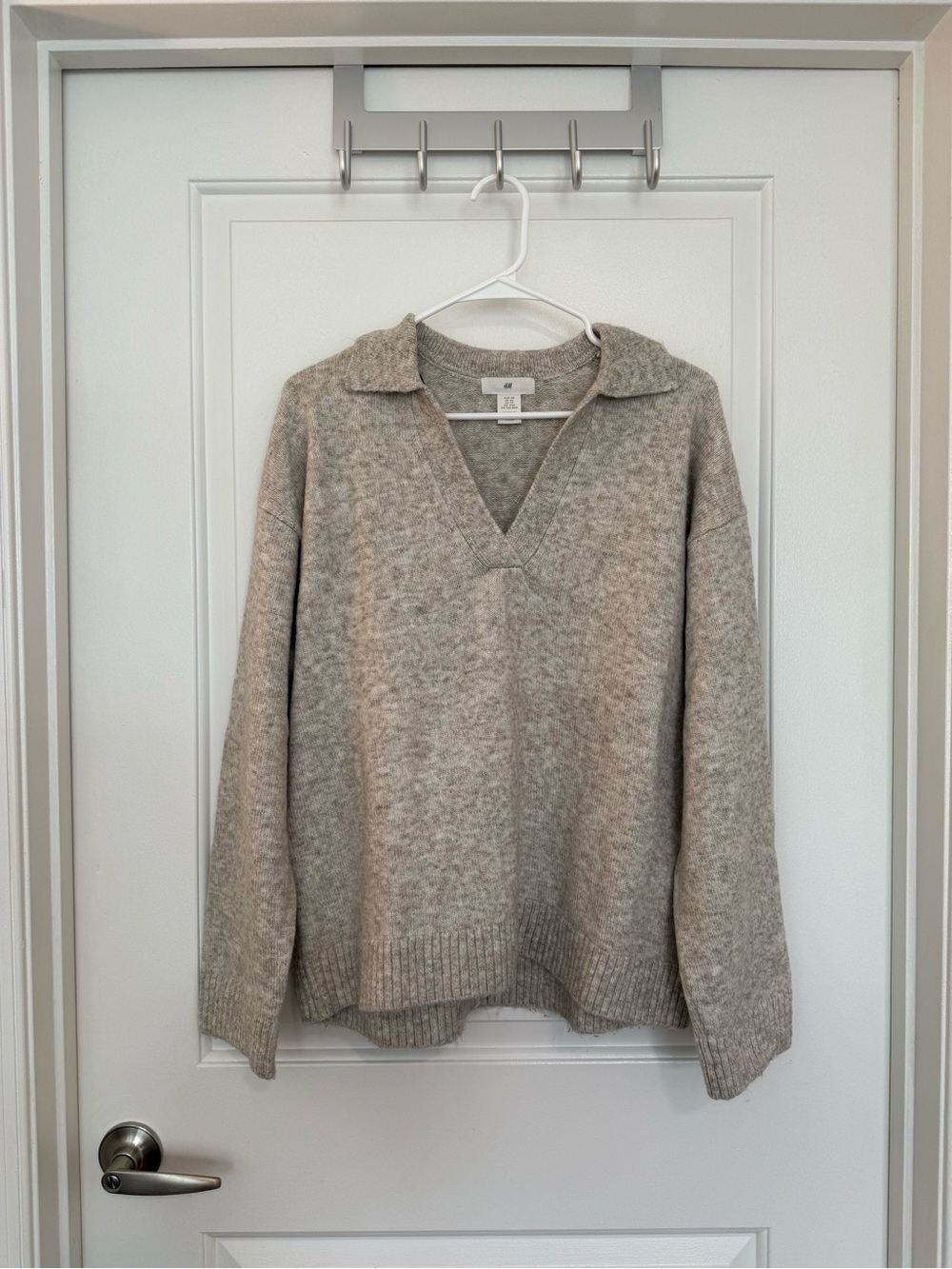 H&M Beige Melange Fine-Knit Collared V-Neck Sweater